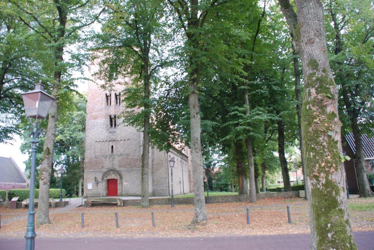 Vries Assen-Groningen-Saunacabine מראה חיצוני תמונה